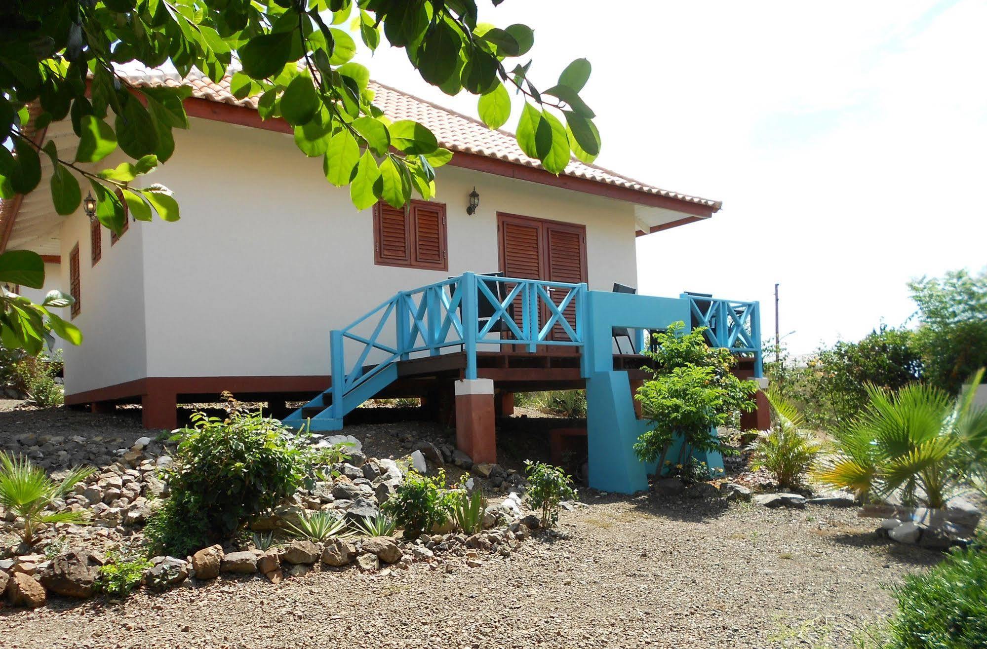 Botanique Bungalows Westpunt ภายนอก รูปภาพ